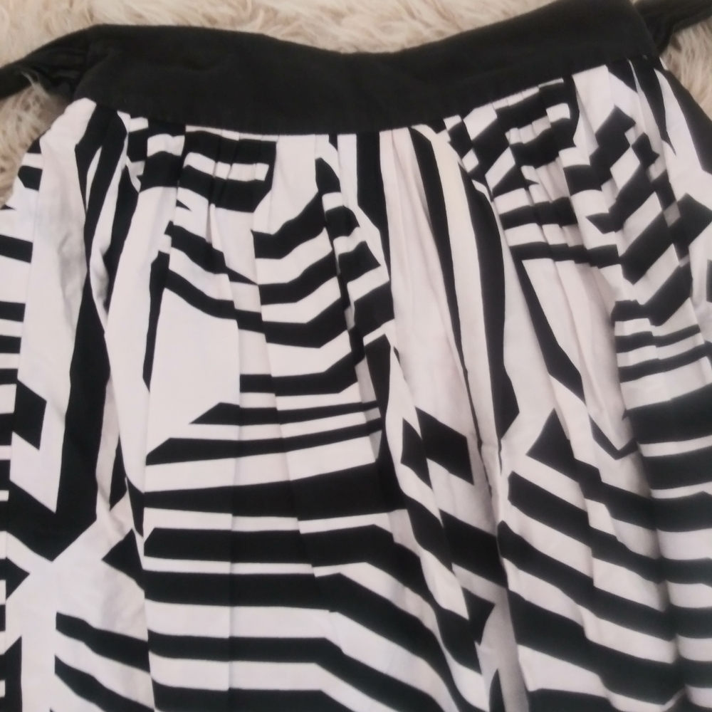 Connection 18 black/white pattern cotton skirt - Picture 2 of 6
